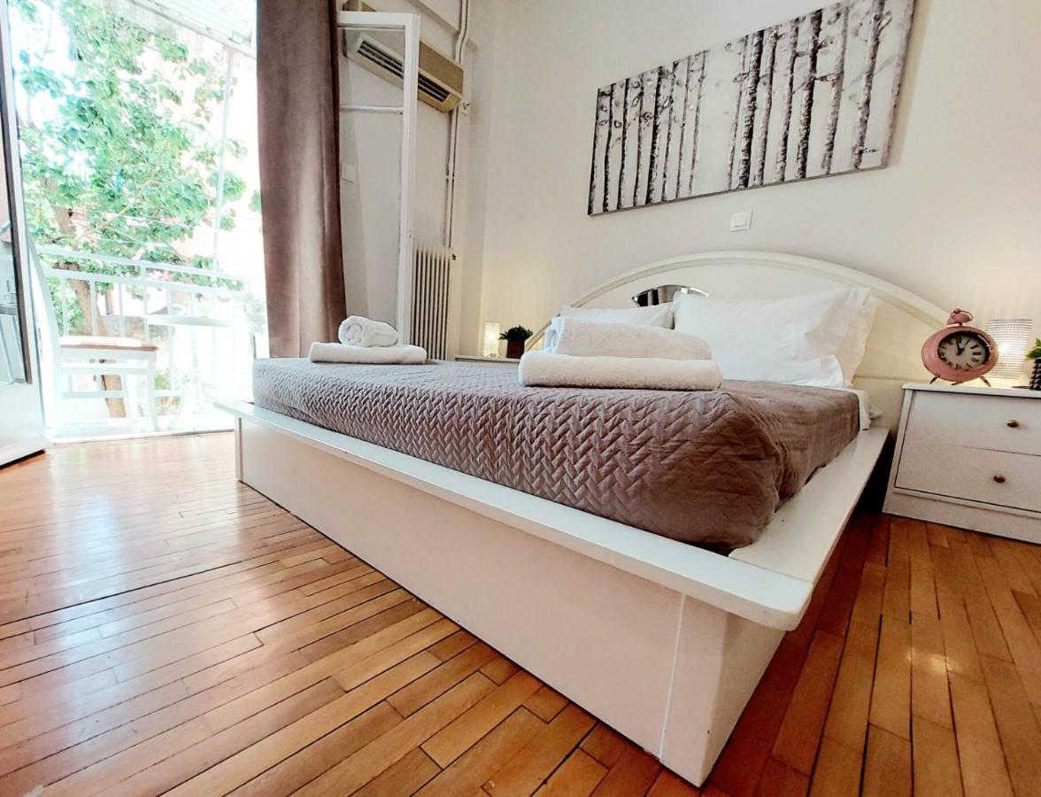 Lovely Equipped Apartment In Kallithea Athén Kültér fotó